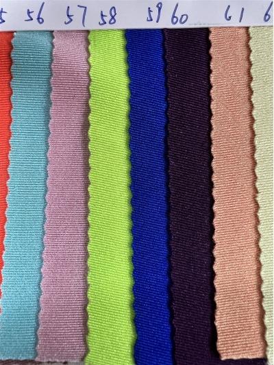 DG-BT recycled polyester glossy Lycra Composition: 82% recycled polyester 18% spandex Weight: 180g/㎡ detail view-5